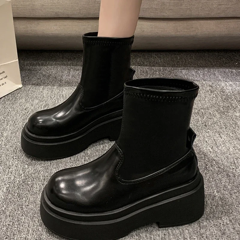 Женские ботильоны на плоской платформе зимние классические ботинки из
