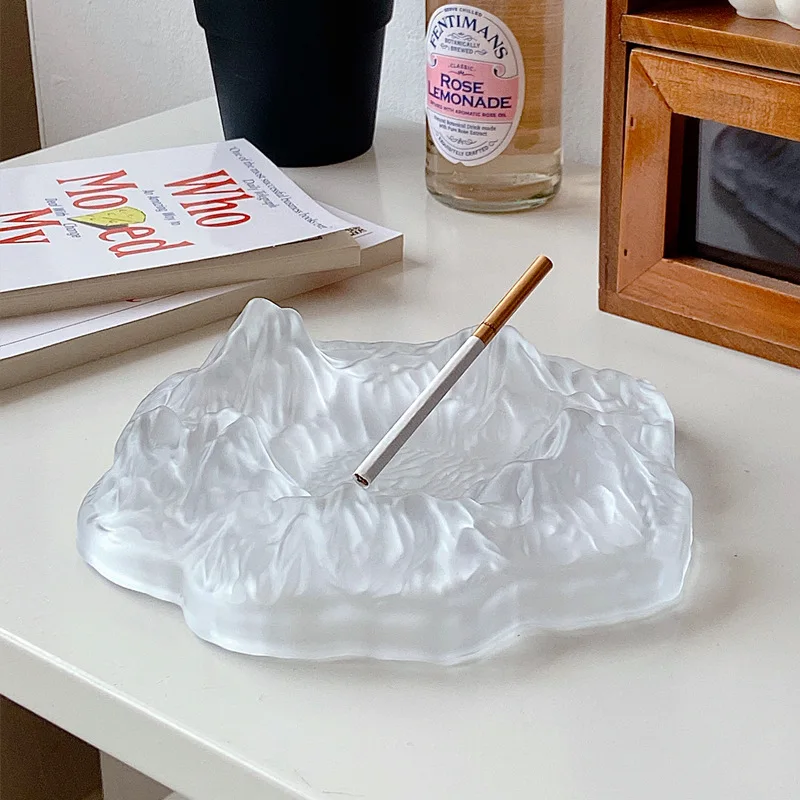 

Iceberg Ashtray Ins Celebrity Same Style Snow Mountain Ash Tray Crystal Glass Ornament Desk Decor Scrub Glass Ashtrays