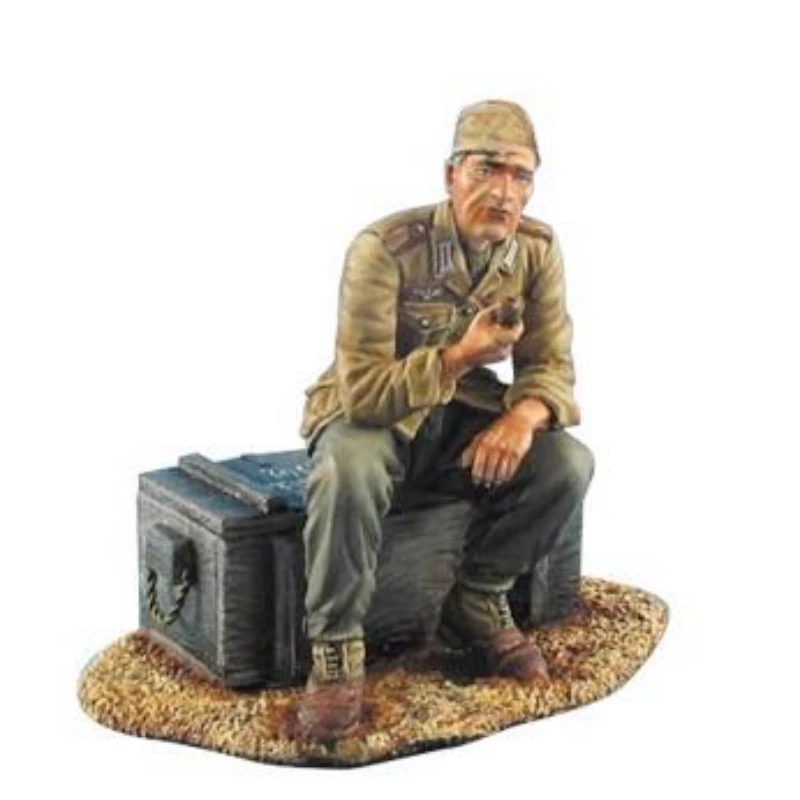 

1:35 Die-cast Resin Figure Model Assembling Kit Resin Soldier Toy Model Unpainted Free Shipping (1 Person)