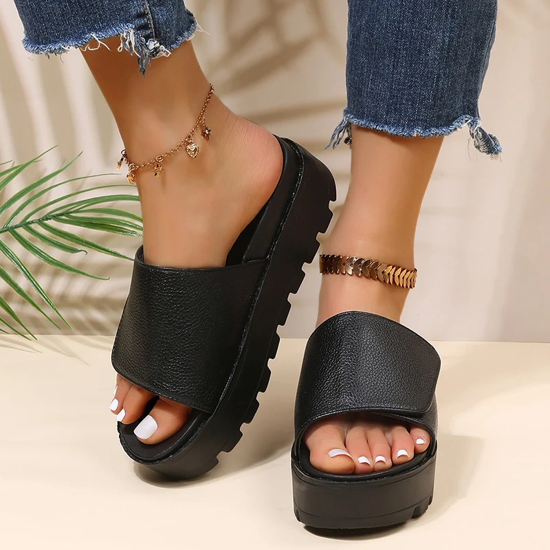

NEW Summer Sandalias Women Luxery Chain Sandals Female Fashion Open Toe Shoes Comfort Outside Platform Flats Laides Plus Size