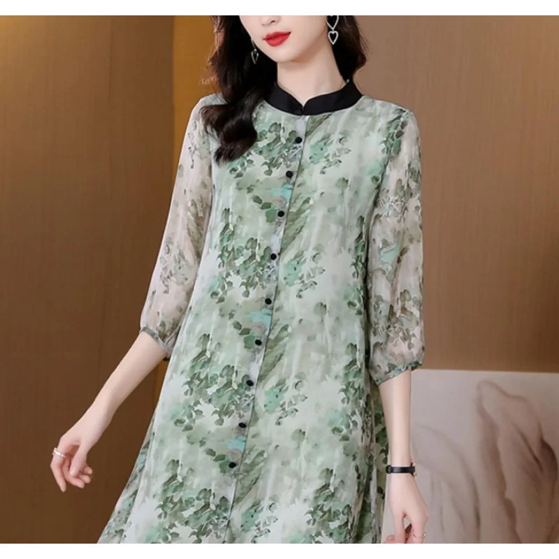 

Ainlik Big-size Henley Neck chiffon flower Midi dress