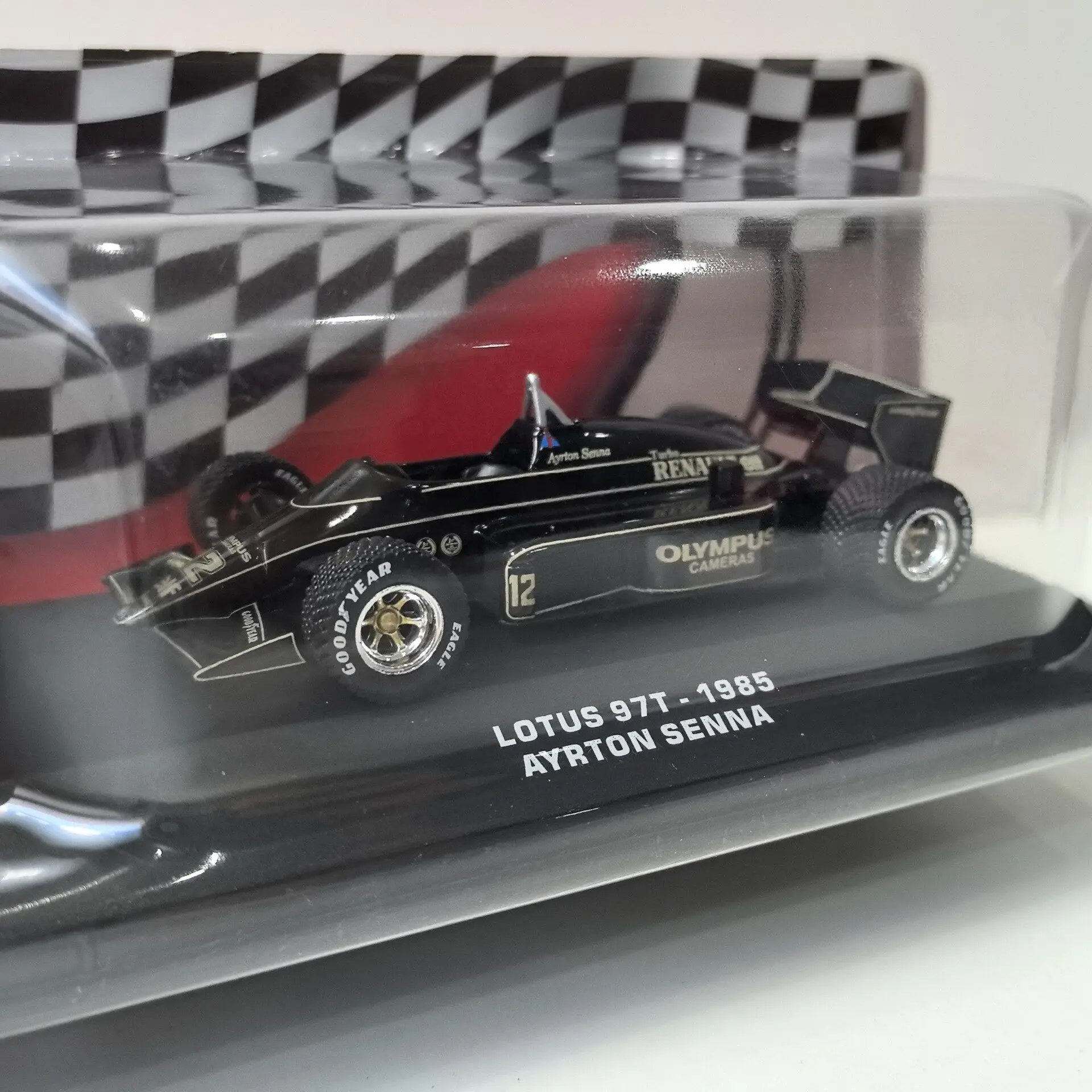 Фото Модель IXO в масштабе 1/43 LOTUS 97T 1985 года # Модель гоночного болида Формулы-1 W8 из сплава, масштаб 1:12 №3