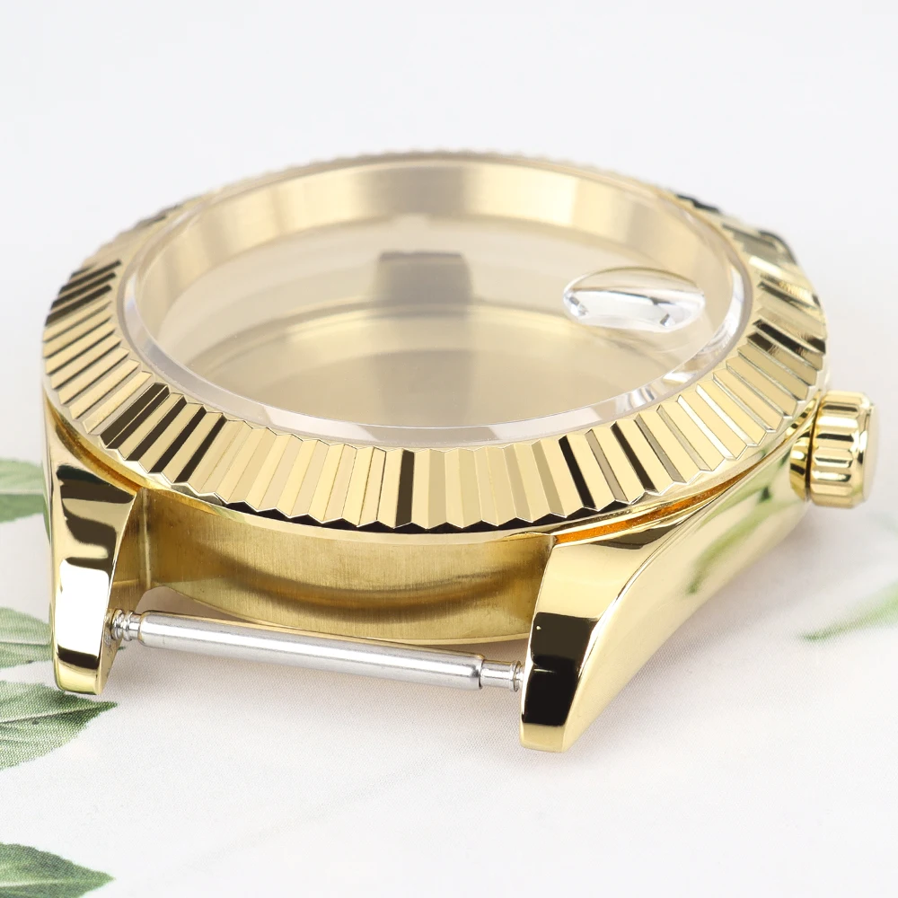Фото Корпус для часов Diver 36 мм/39 мм, золотистое PVD-покрытие, рифленый изогнутый безель, сапфировое стекло, для SK DJ NH35 NH34 NH36 NH38 Miyota8215 NH35, аксессуары для часов. №3