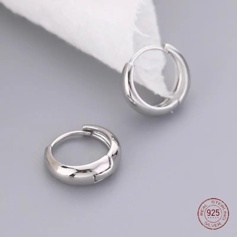 

Женские серьги из серебра 925 пробы, с гладкой поверхностью