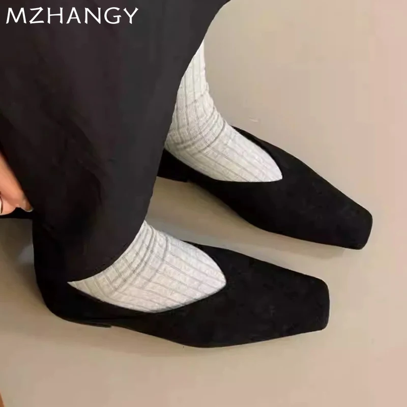 Женские замшевые лоферы туфли с квадратным носком массивные неглубокие женские