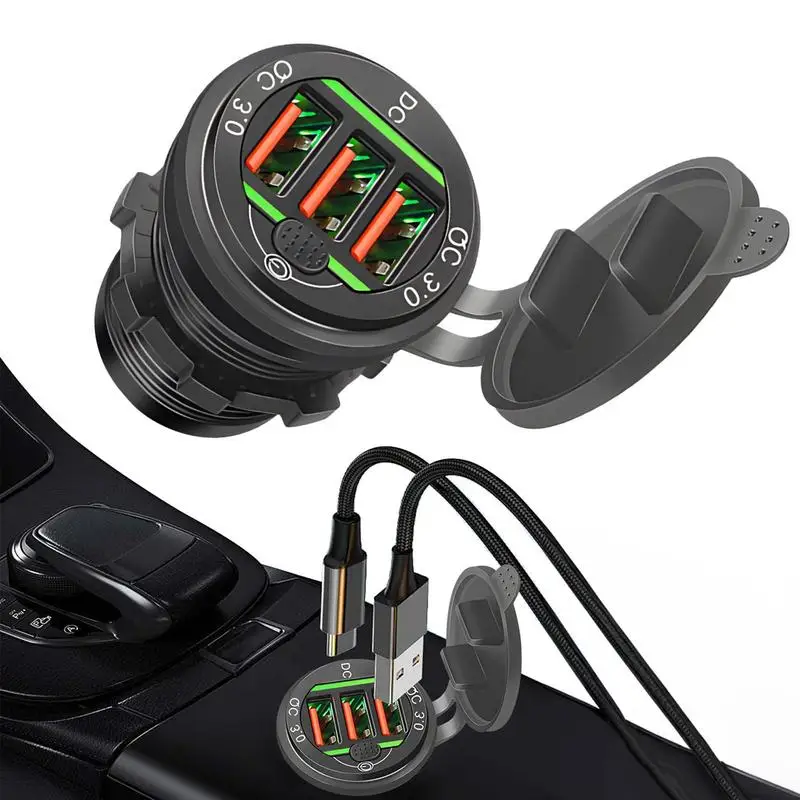 

Автомобильное зарядное устройство с 3 USB-портами и поддержкой быстрой зарядки
