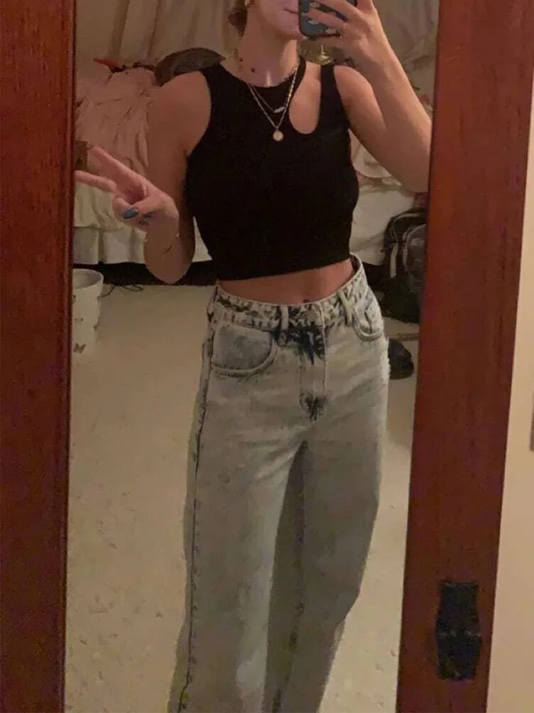 Майка женская трикотажная в рубчик однотонная модная винтажная Укороченная