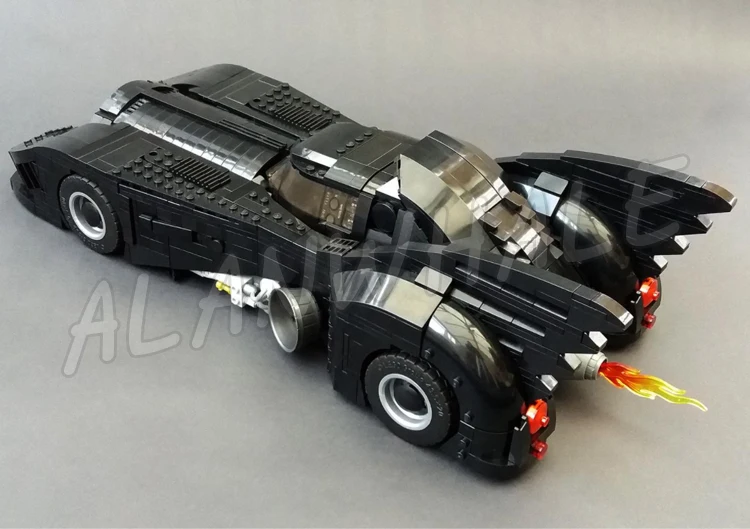 1778 шт. Super Fighter The Ultimate 1989 Бэтмобиль с функцией всплывающего автомобиля 7144