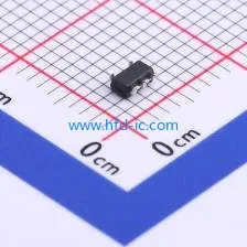 

(100 шт.) 100% Новый чипсет женская, женская, блестящая, AX6646BA