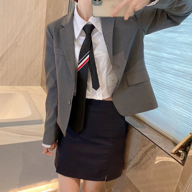 High quality Korean style 2023 New Autumn Cotton TB Slim Short Gray Small Suit Professional Suit Leisure Suit Coat Woman