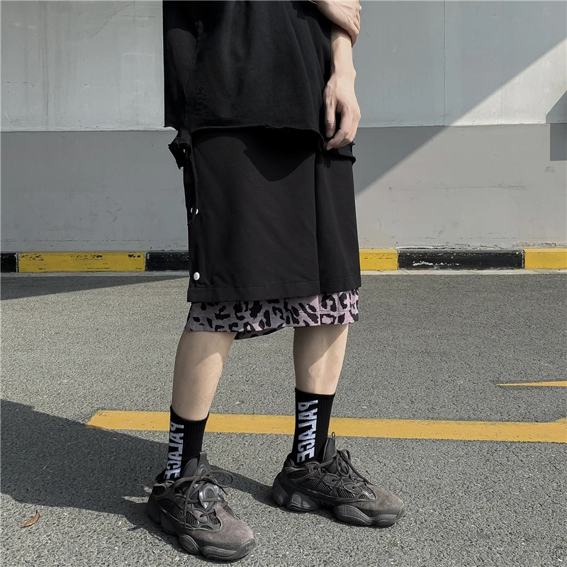Harajuku Wide Leg Loose Straight Pants Men Women Summer Fake Two Pieces Five-pants Buckle Leopard Print Splicing Hip-hop Pants