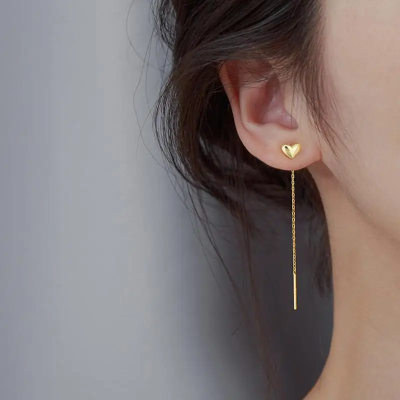 Серьги из серебра пробы в форме сердца с длинной кисточкой 2 шт.