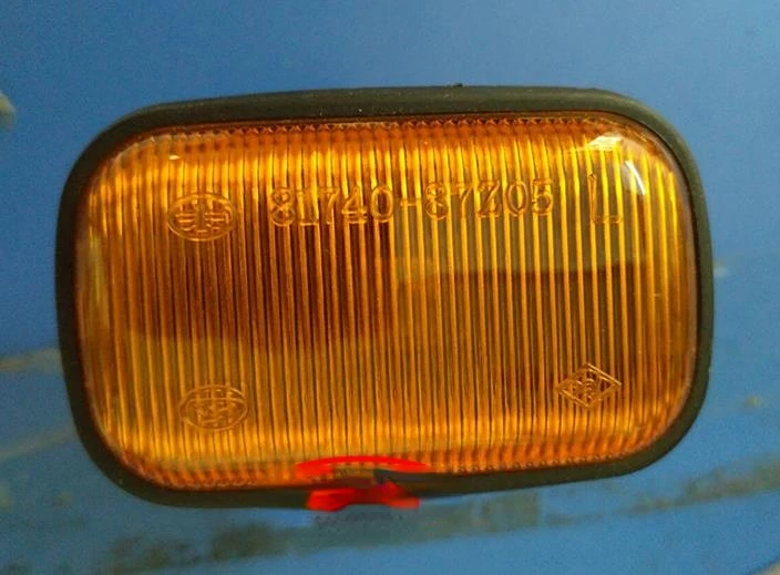 

AZGIANT Car Fender Light Side Marker Turn Signal Lamp For Daihatsu terios
