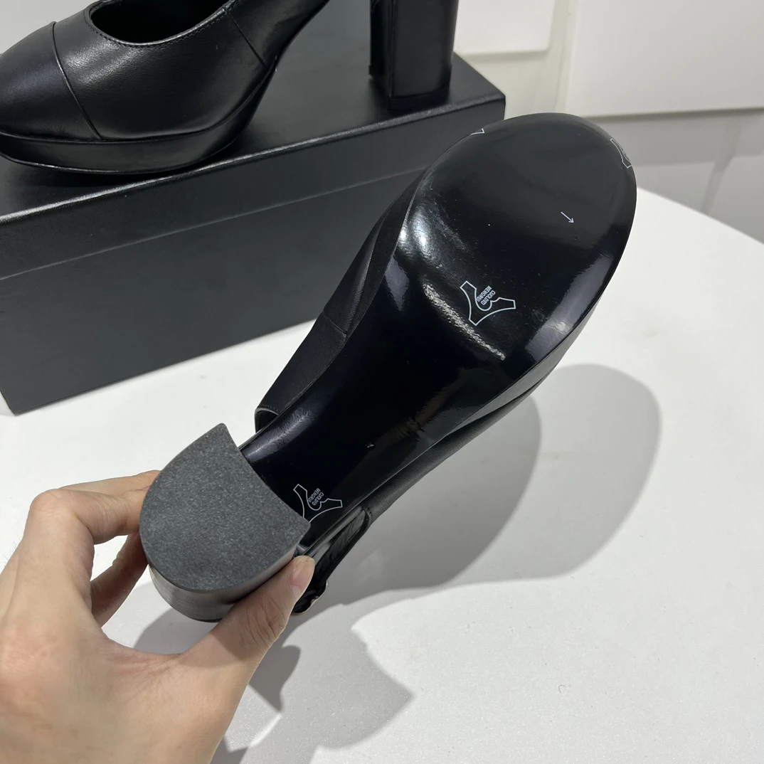 Массивные босоножки на очень высоком каблуке 9 см материал из овечьей кожи с