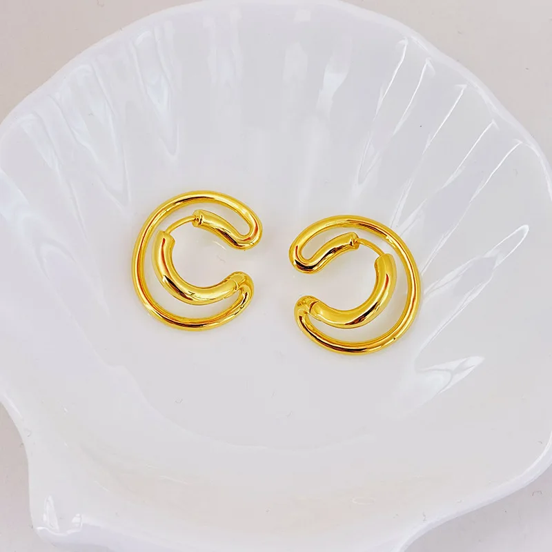 

Женские серьги-гвоздики золотого и серебряного цвета