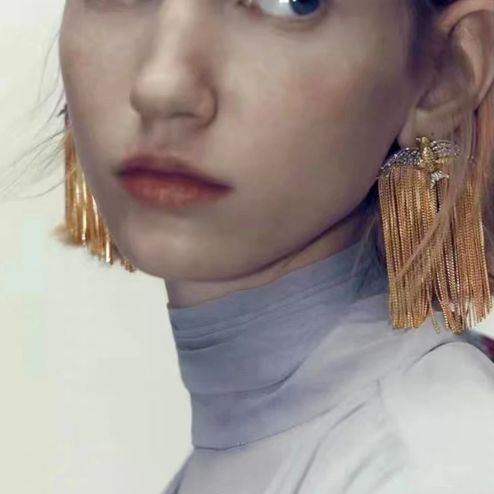 

2023 Fashion New Gold Color Metal Tassel Seagull Drop Earrings for Women ZA Jewelry Statement Earrings Wholesale