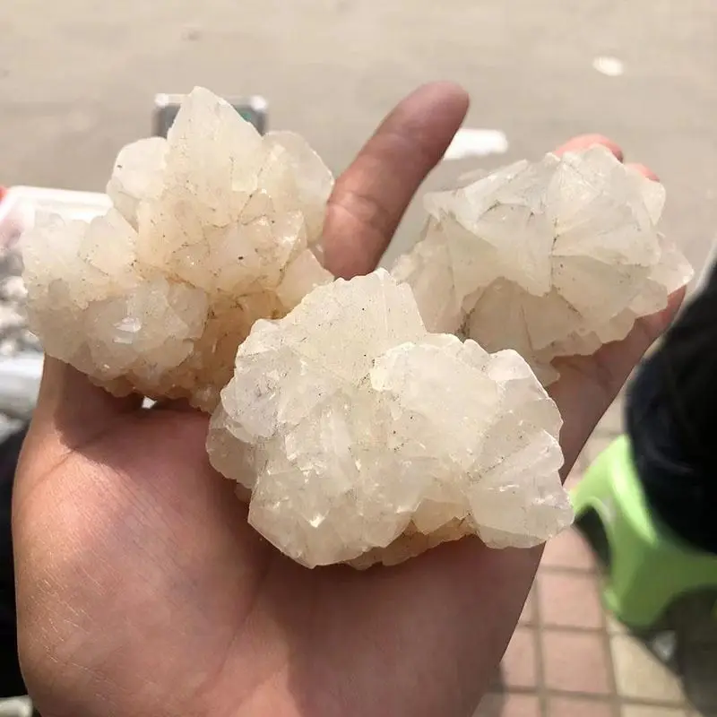 

Цельный натуральный бриллиантовый кластер