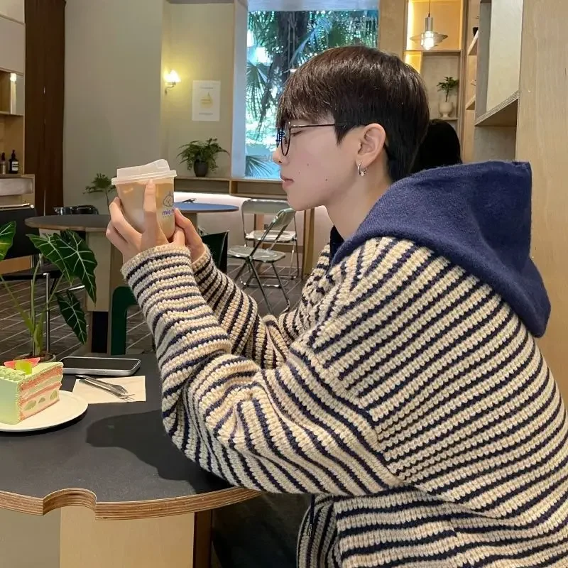 Полосатая вязаная верхняя куртка с капюшоном мужской новый дизайн свободный