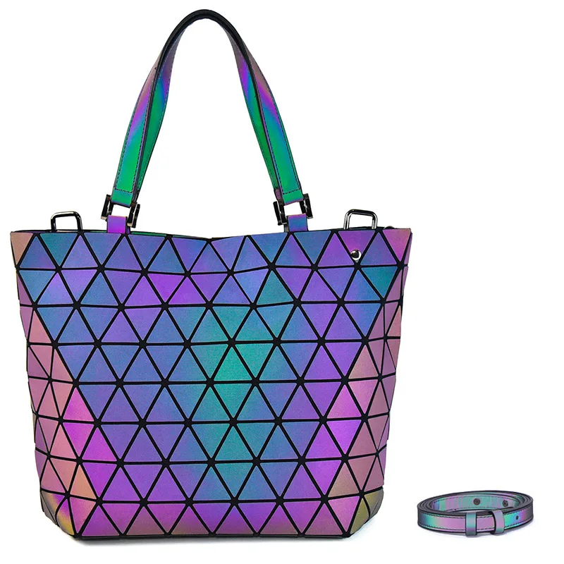 

2022 New Luminous Geometric One-Shoulder Women's Variety Trend Portable Folding Cross-Border Rhombus Bucket Bag Wholesale