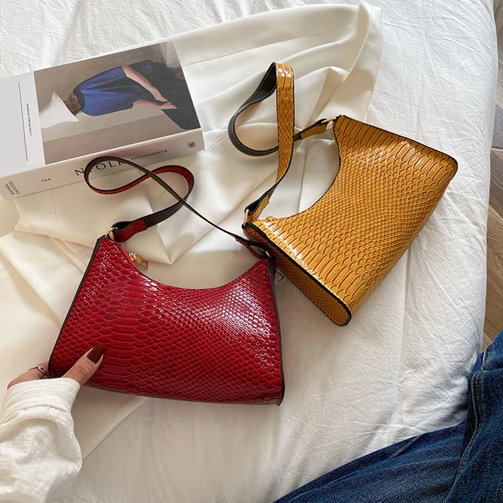 

2022 Fashion Serpentine Pattern Shoulder Bag For Women PU Leather Snake Print Underarm Bags Female Square Handbag bolso movil