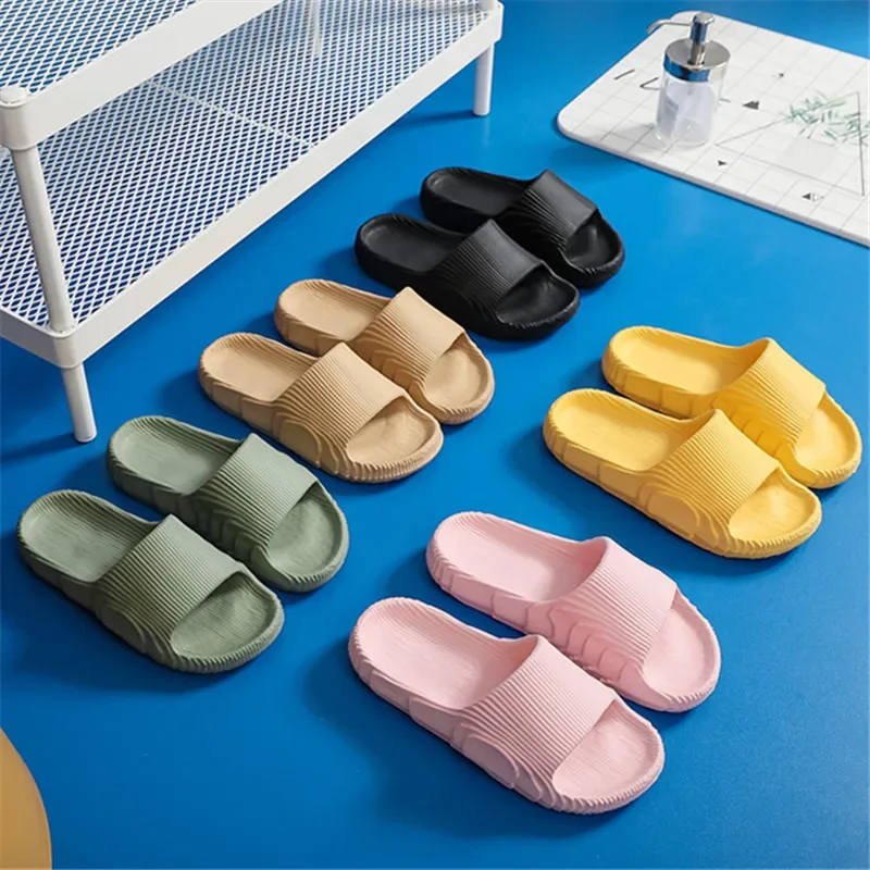 

T442023 Summer New Second Uncle Slippers Black Slippers Outerwear Men's And Women's Couple Models Sandals Sandals Outdoor