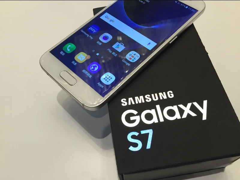 Samsung Galaxy S7 G930U OR G930F Original Refurbished  Unlocked Smartphone 32GB 5.1 Inches 13MP  3000mAh Single SIM Mobile Phone