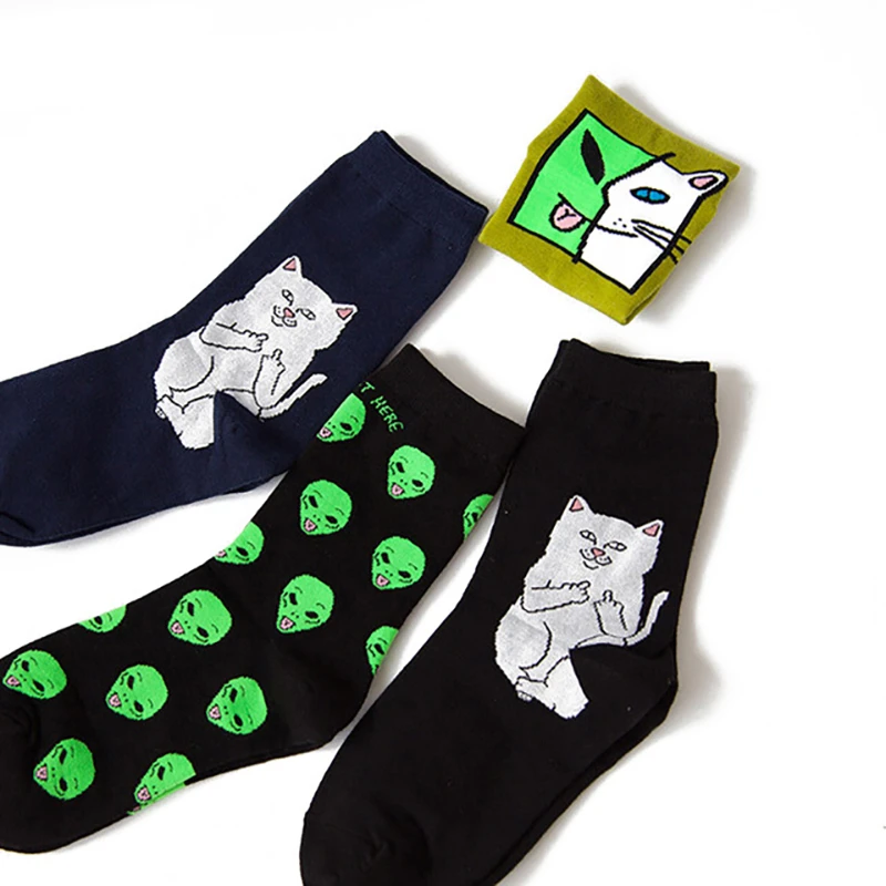 1 Pair Autumn Winter Women Cotton Socks Men Funny Alien Planet Creative Cute Cartoon Cat Breathable Couple Sox Soft Comfortable