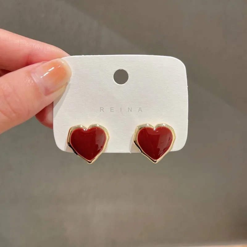 

Red Heart Clip on Earrings No Hole Ear Clips Geometric Love Clip Earring Without Piercing Minimalist Earring CE2917-4m