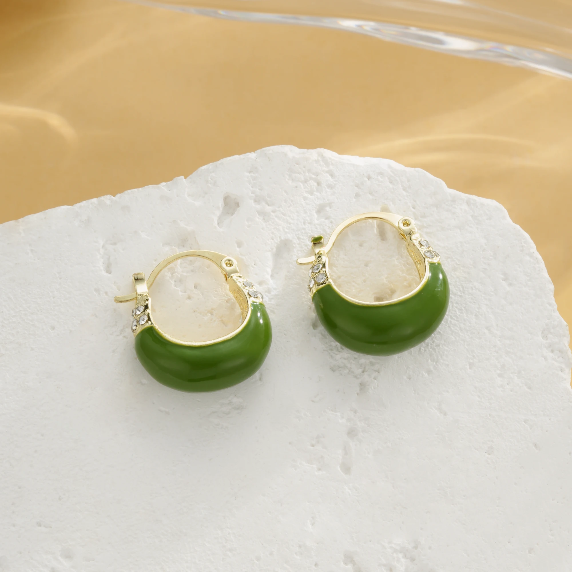 Французские элегантные сверкающие зеленые серьги с кубическим цирконием