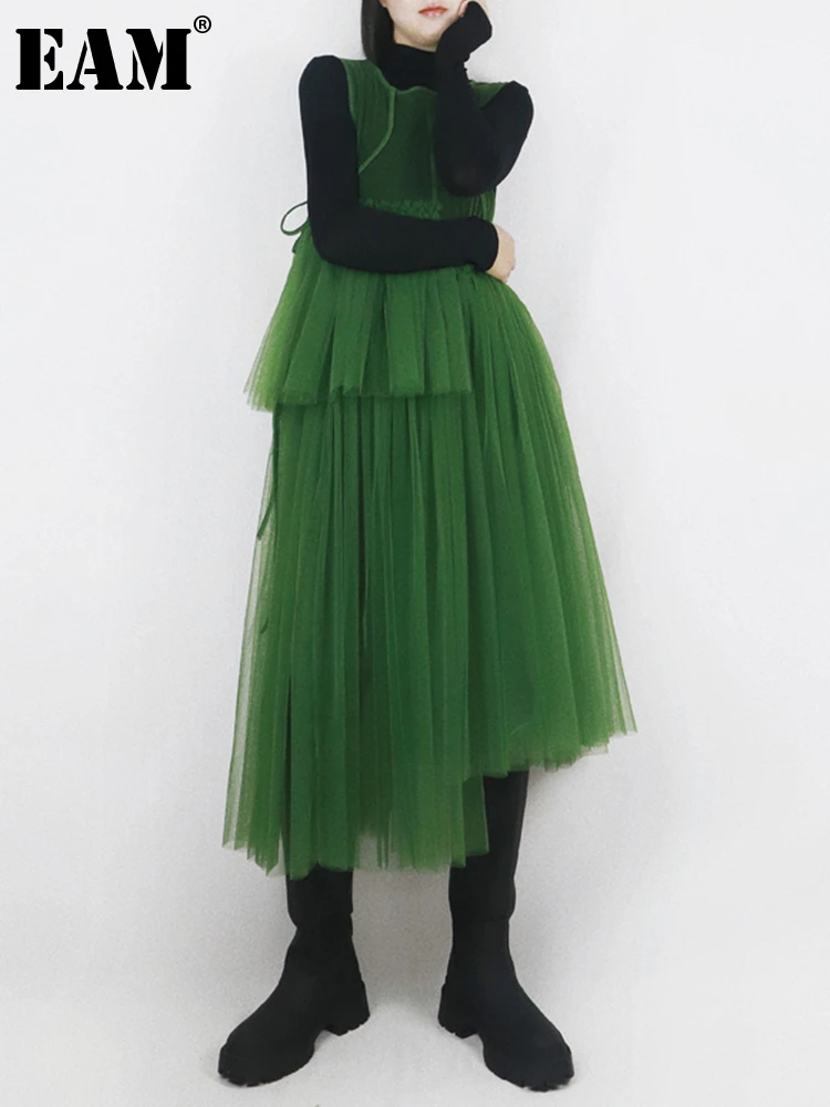 [EAM] Women Green Mesh Irregular Elegant Dress New Round Neck Sleeveless Loose Fit Fashion Tide Spring Summer 2023 1DF9867