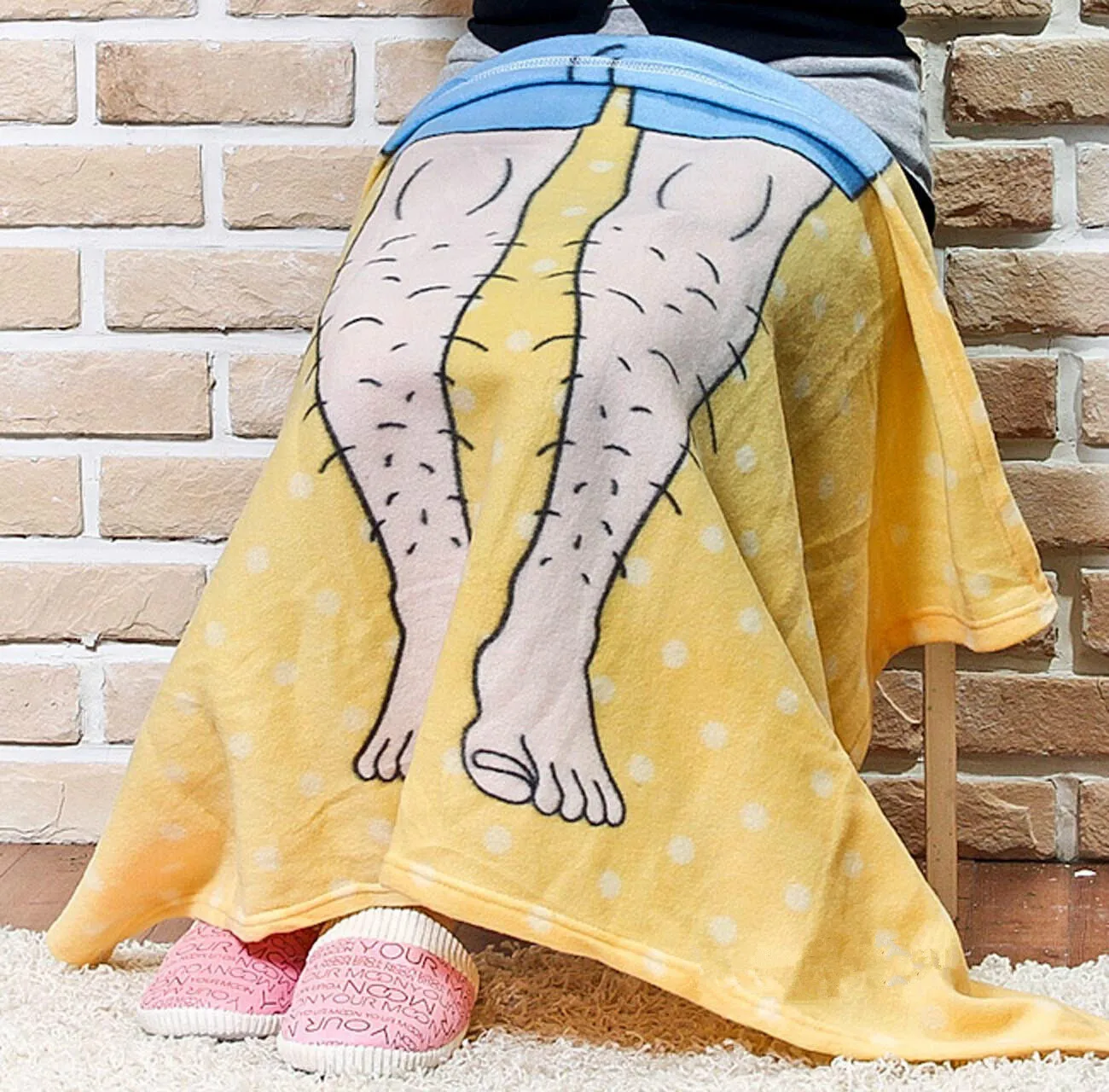 

Funny Couple Men Leg Throw Lap Blanket Child Flannel Fleece Throw Home Sofa Car Outdoor Use Cospaly Gift