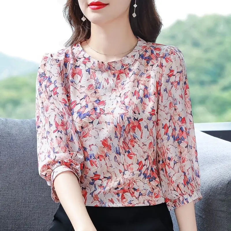 

Flower silk shirt female 2023 summer new seven -point sleeve printed small shirt women's loose temperament silk blouse top