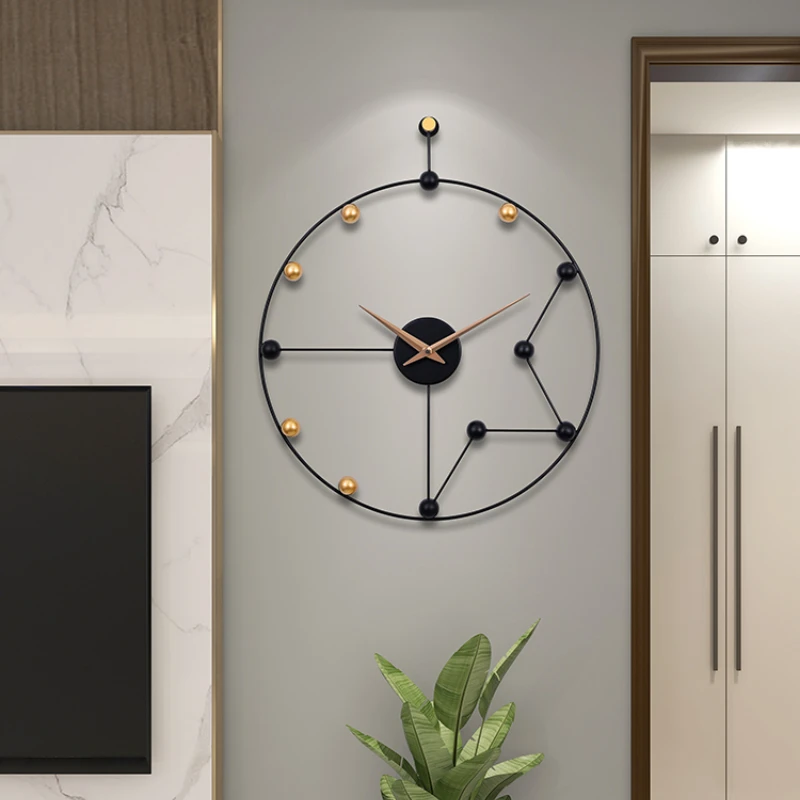 

Modern Clock High-end Simple Wall Hanging Watch Creative Household Living Room Dining Room Clock Fashion Light Luxury