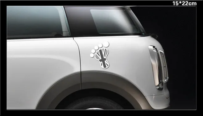 Наклейка на кузов автомобиля 2 шт.