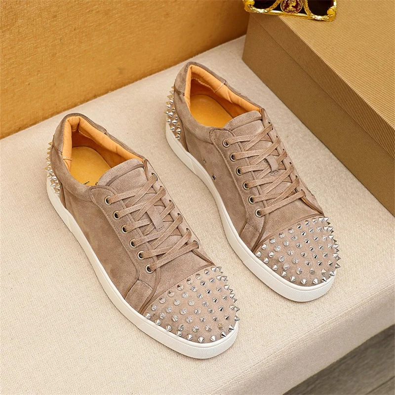 

Luxury Brands Khaki Real Leather Red Bottoms Low Tops Tennis Rivets Shoes For Men's Casual Flats Loafers Women's Spiked Sneakers