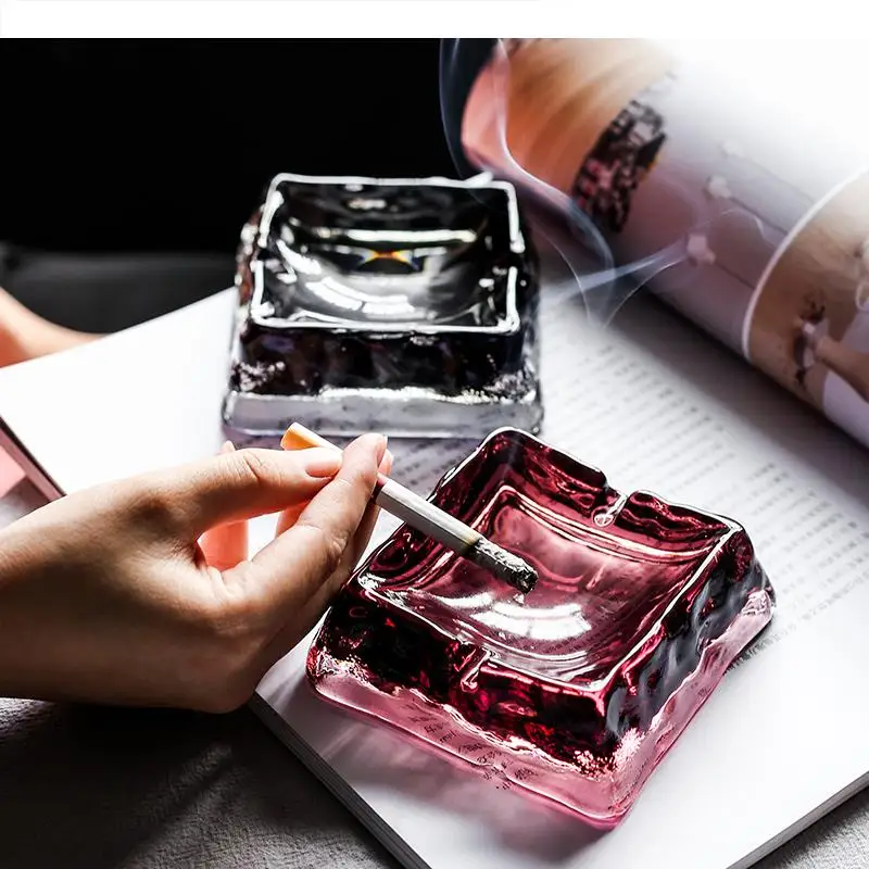 

Nordic Crystal Glass Ashtray Square Transparent Soot Storage Box European Style Home Mliving Room Office Personality Ashtray