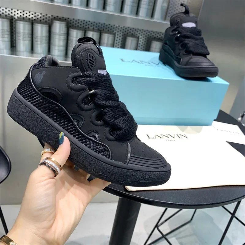 

2024 new FASHION trend LANVIN splash ink graffiti pops shoes men and women painted slip-on shoes thick bottom bread sneakers