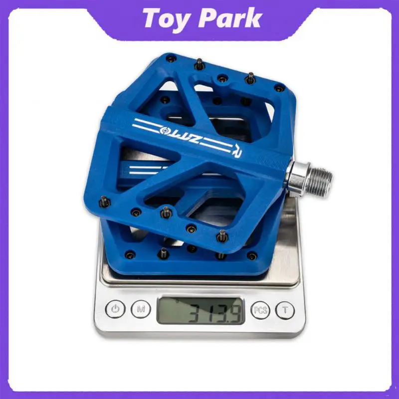 

Labor-saving Bearing Pedal Light Riding Pedals Stable Widening Pedal Bearing Bicycle Accessories Non-slip Foot Nails 1 Pair Firm