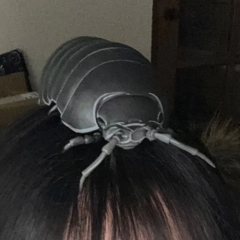 Фото Коллекционная модель насекомого Bandai Bio Encyclopedia: Пилбаг (Woodlouse) — реалистичная, полностью подвижная, в 1000-кратном увеличении, развивающая игрушка-подарок №1