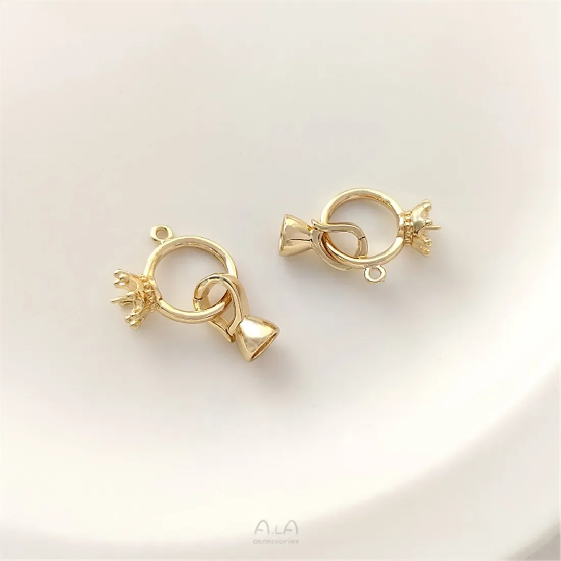 14-каратное позолоченное кольцо-корона с полуотверстием из бисера кольцо