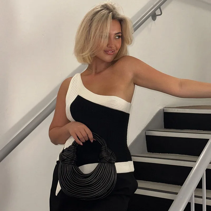 Трикотажный топ на одно плечо для женщин элегантная майка необычного кроя с