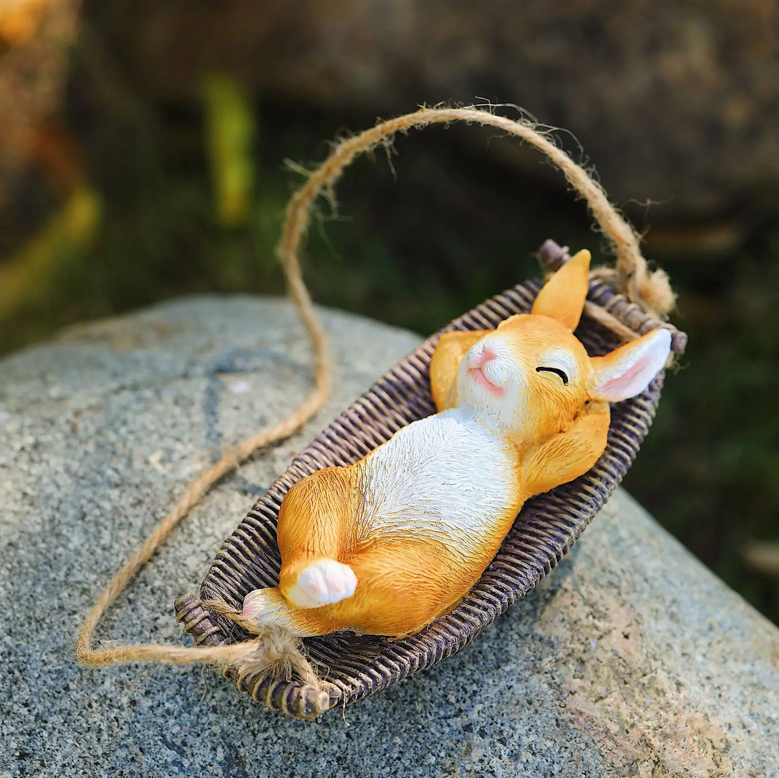

Creative Cute Rabbit Resin Statues Garden Hanging Frog Pendants Indoor and Outdoor Decorations Household DIY Decorative Supplies