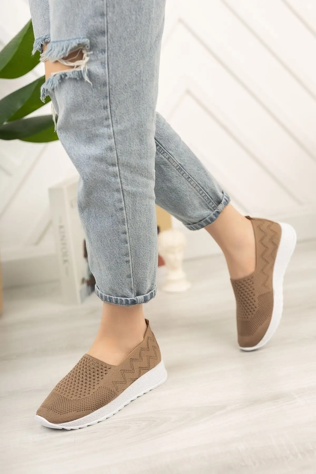 

Women Flats Shoes Orthopedic Padded knitted Padded sportswear Sports Shoes Fashion Flats For Ladies Casual Shoes