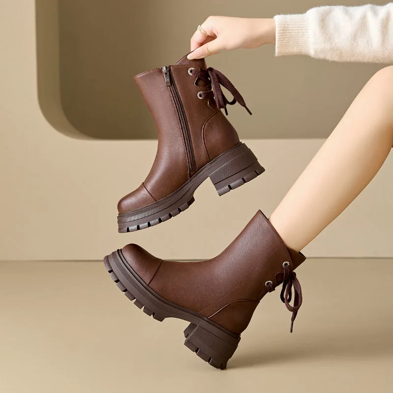 Женские ботинки до середины икры DRKANOL на массивной платформе и высоком каблуке со