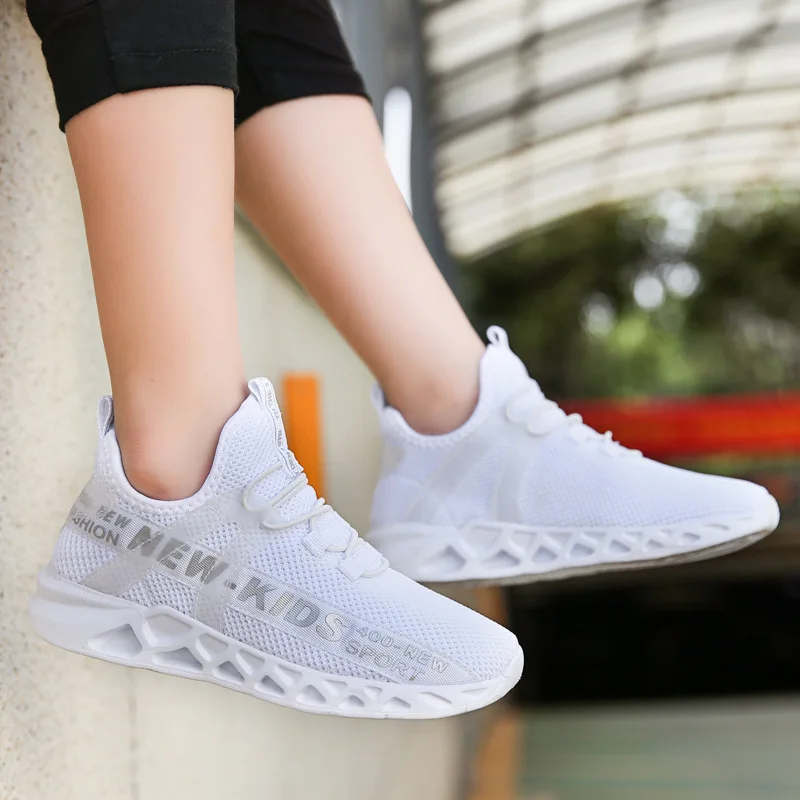 Hot Sale Summer Children's Sneakers Running Shoes Black Sports Shoes for Boys Breathable Mesh Sneakers Child Girl tenis infantil