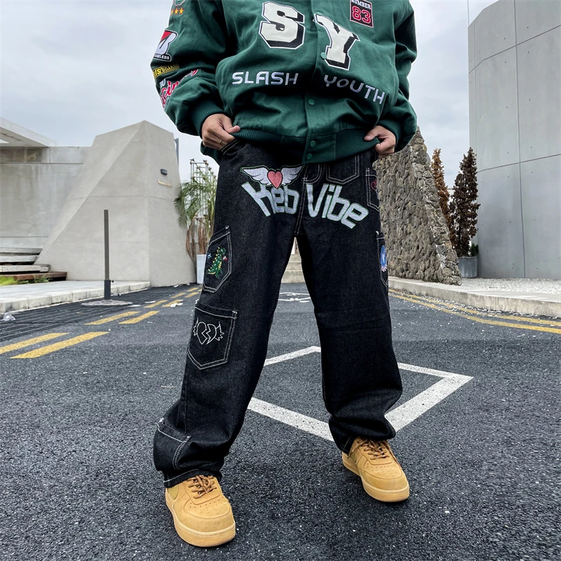 

Retro Pockets Letter Embroidery Vibe Style Casual Mens Denim Trousers Streetwear Straight Washed Loose Jeans Pants Oversized