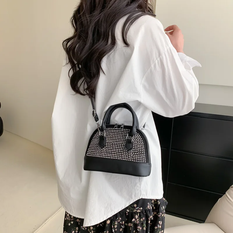 Light Diamond Shell Women's Bag Popular New Fashion Portable Casual Texture Shoulder Messenger Bag