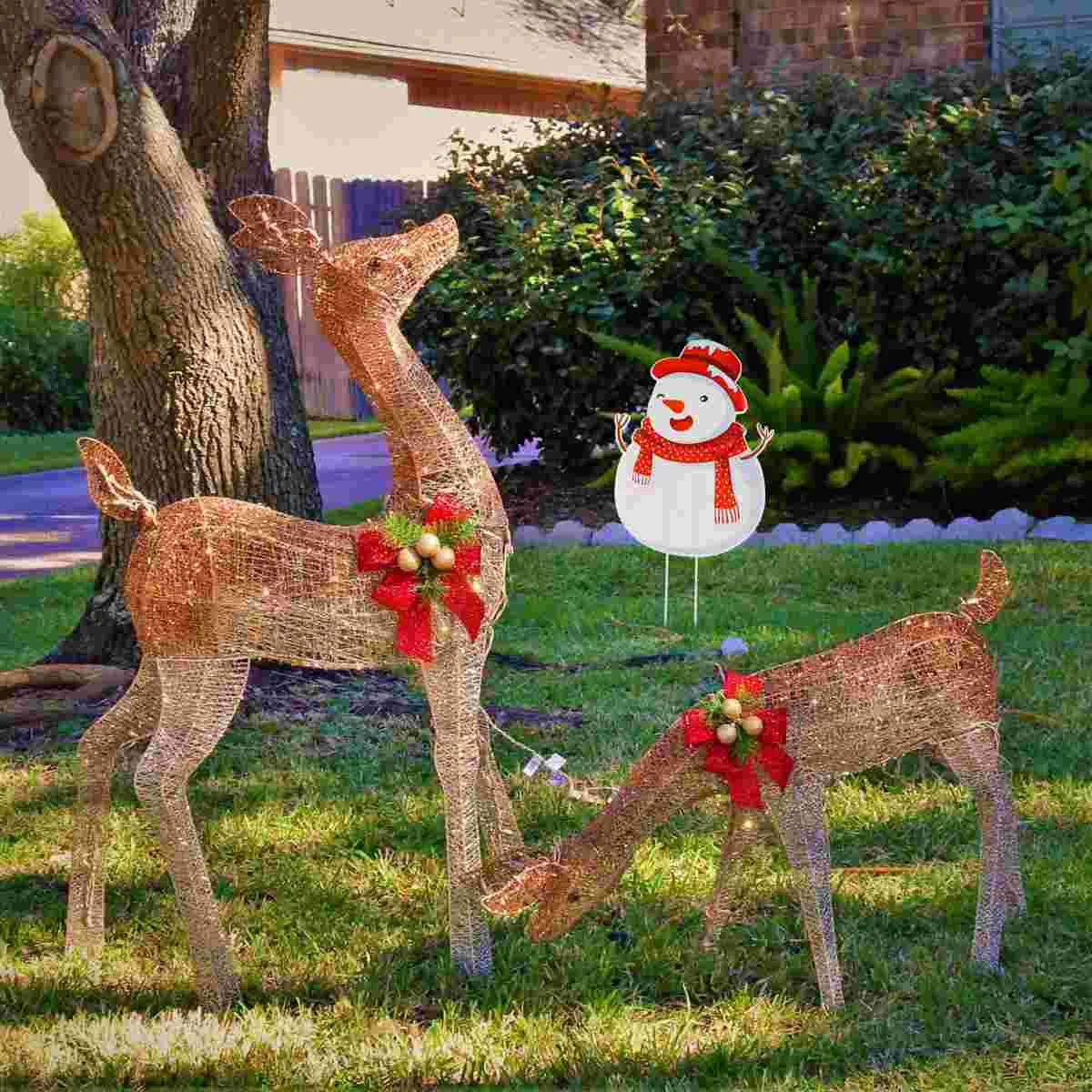 

4 Holiday Garden Santa Holiday Lawn Decoration Xmas Reindeer Decorative Stakes