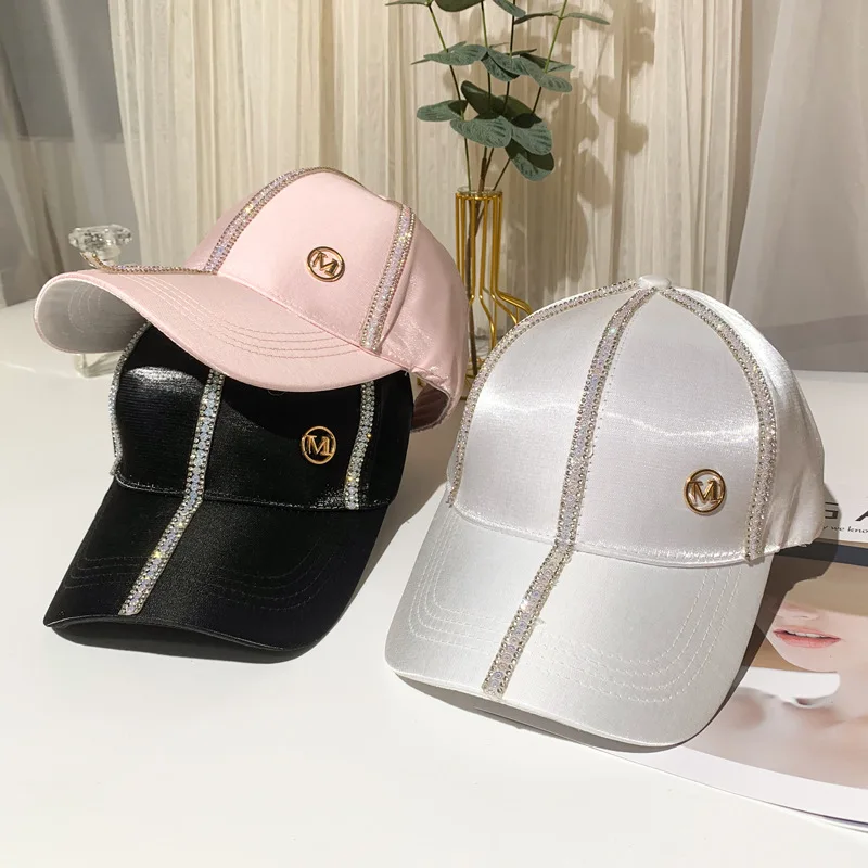 

Baseball Cap for Women Kpop Snapback Luxury Fashion Peaked Caps Designer Rhinestone Hip Hop Letter M Visors Sun Summer Crystal