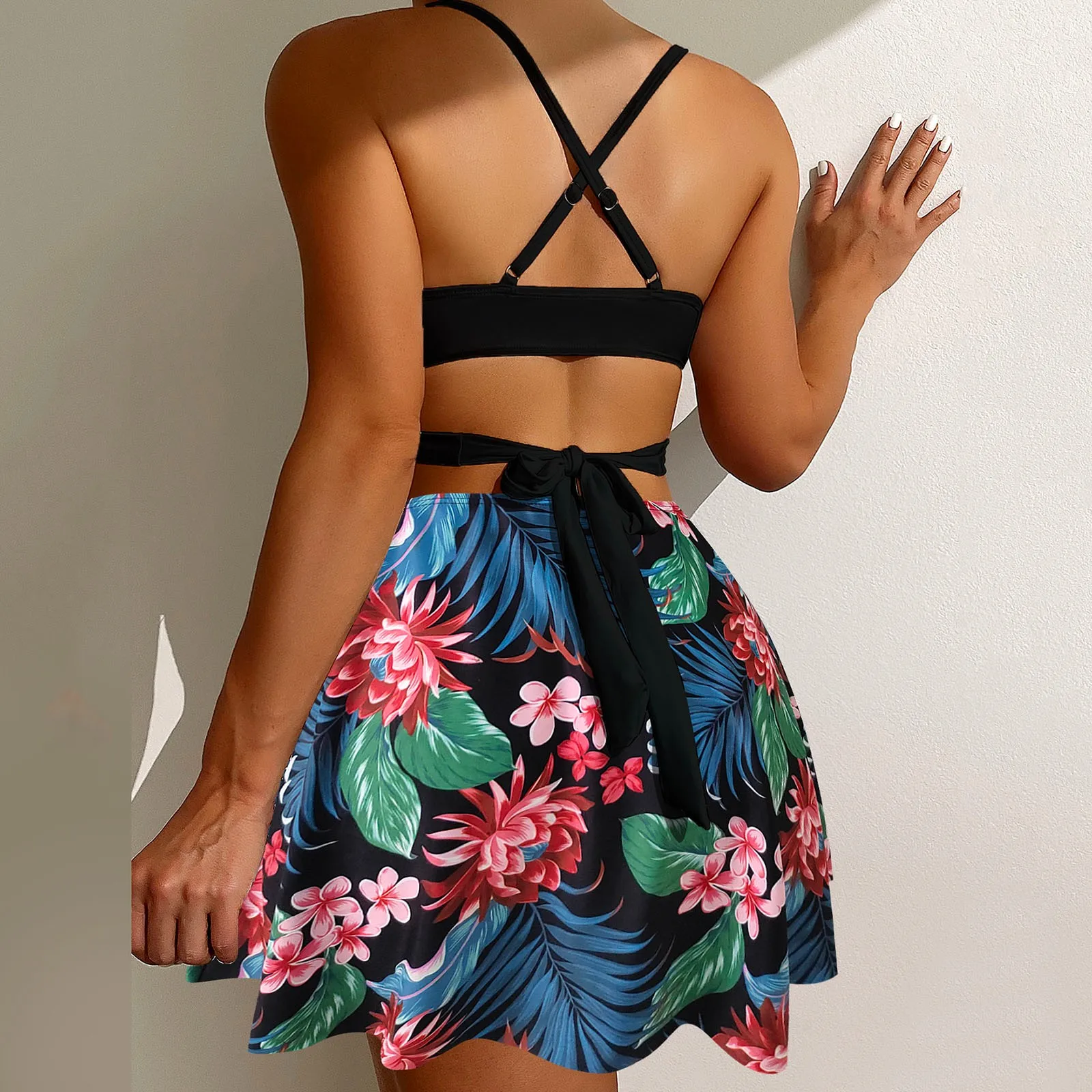 

Womens 3 Piece Swimsuit Metallic Halter Triangle Bikini Set With Beach Skirt Dot Skirt Set for Women